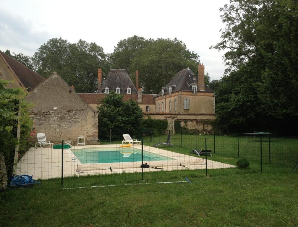 Chateau De Villars Villeneuve-sur-Allier Exterior photo